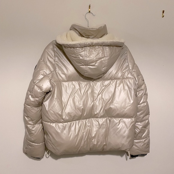Calvin Klein Crop Shine Hooded Puffer Jacket - Picture 2 of 5
